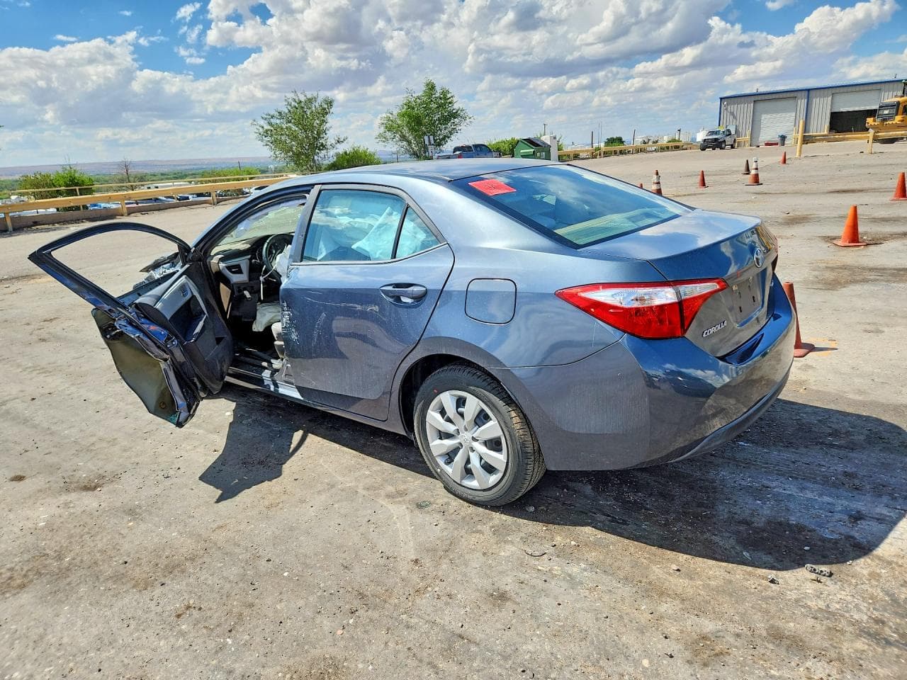 2015 Toyota Corolla Le - foto 2