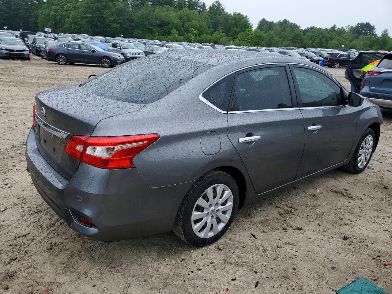 2019 Nissan Sentra S - foto 3
