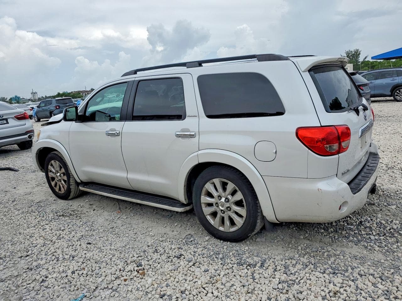 2008 Toyota Sequoia Platinum - foto 2