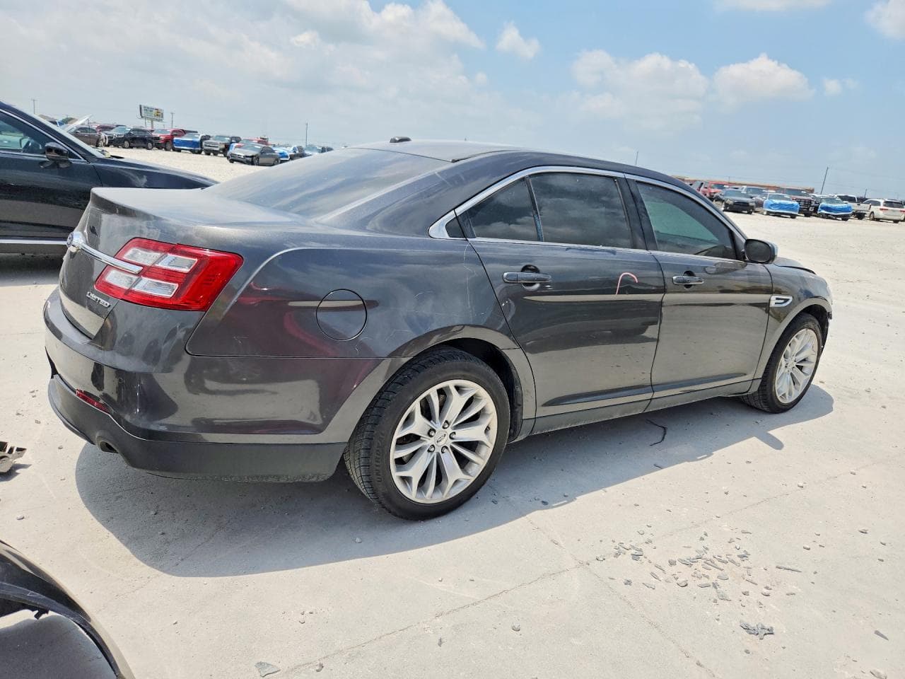 2017 Ford Taurus Limited - foto 3