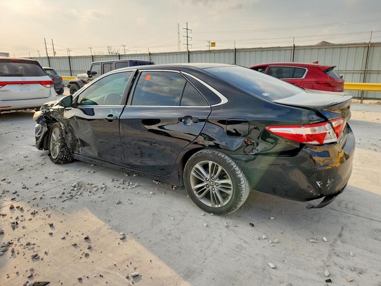 2017 Toyota Camry Se - foto 2