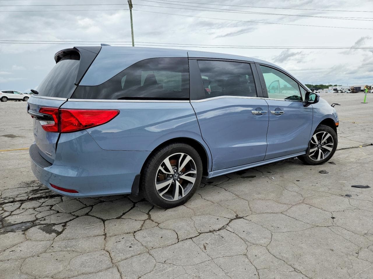 2024 Honda Odyssey Touring - foto 3