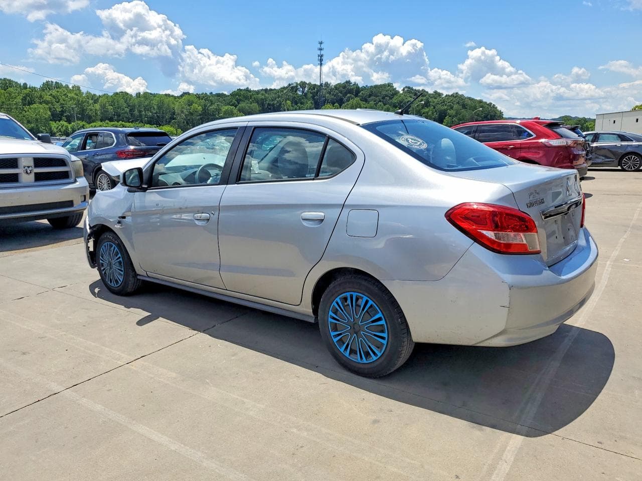 2019 Mitsubishi Mirage G4 Es - foto 2
