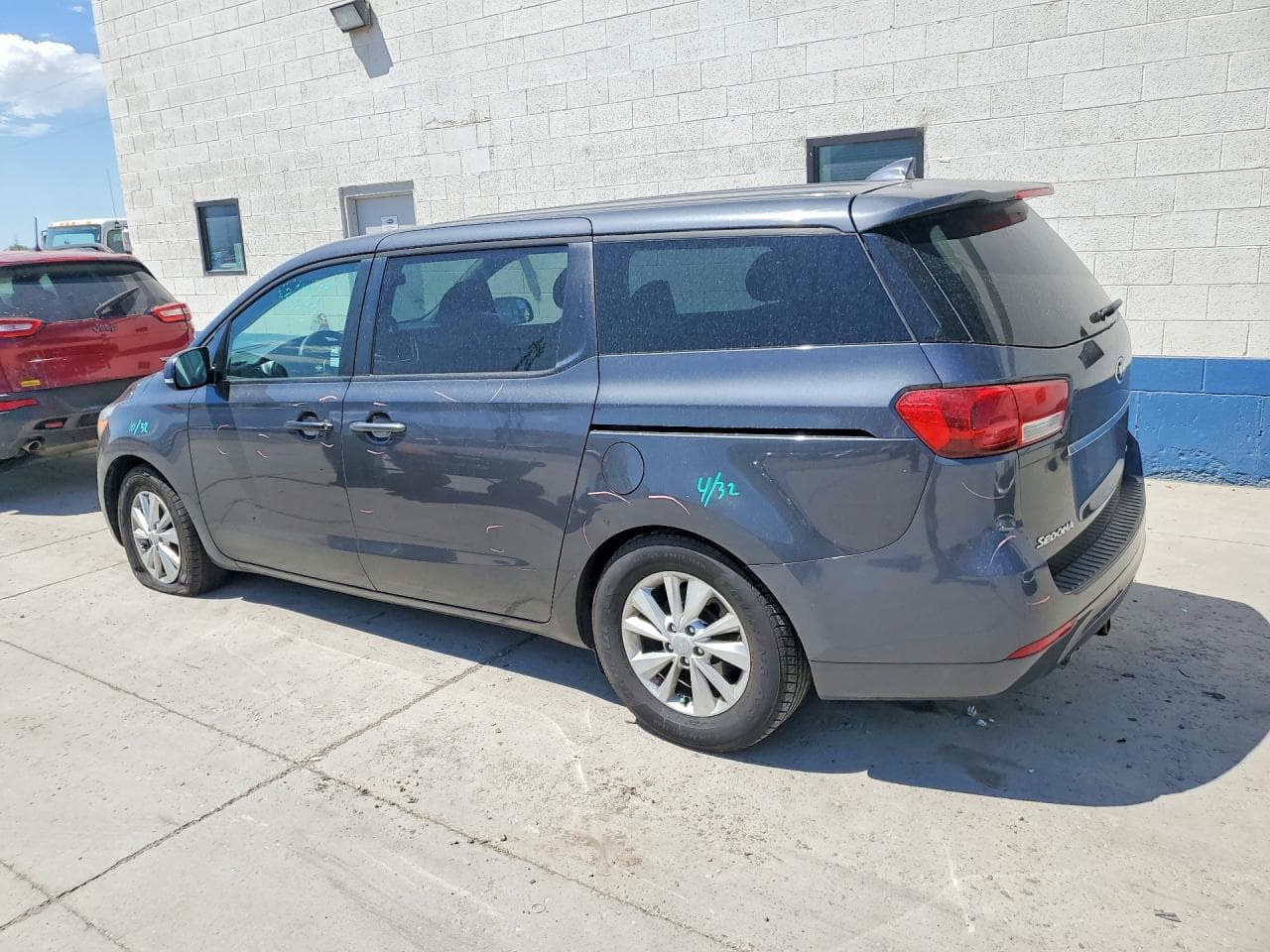 2017 Kia Sedona Lx - foto 2