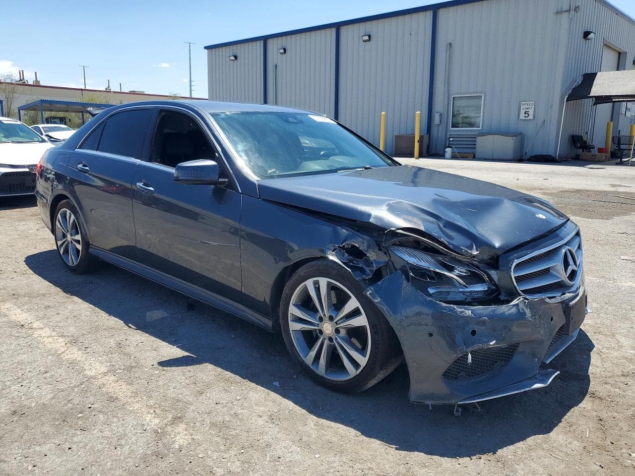 2016 Mercedes-Benz E 350 - foto 4