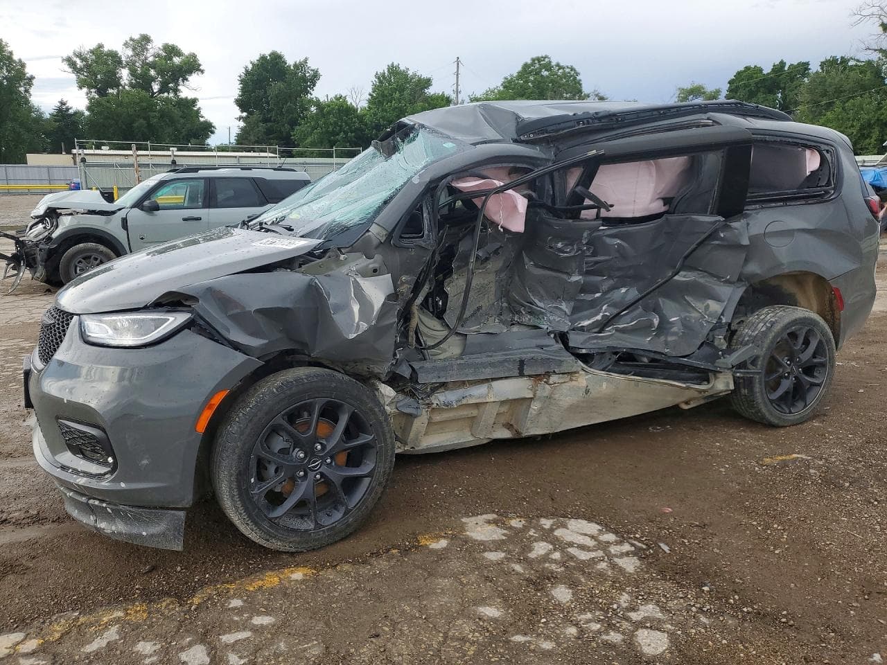 2022 Chrysler Pacifica Touring L