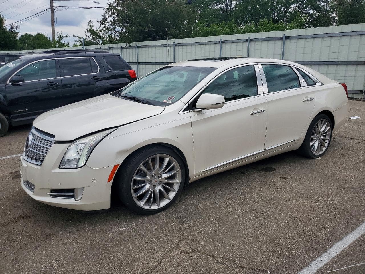 Cadillac XTS 2015 z USA