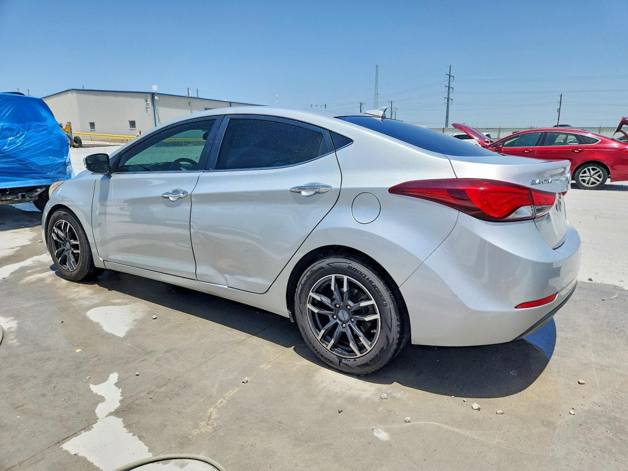 2015 Hyundai Elantra Limited - foto 2
