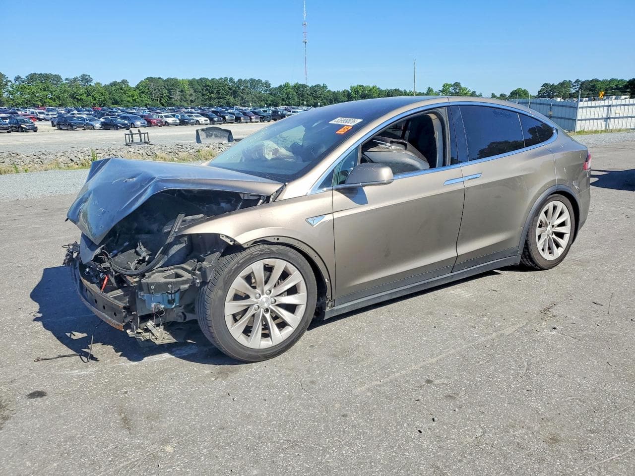 Tesla Model X 2016 z USA