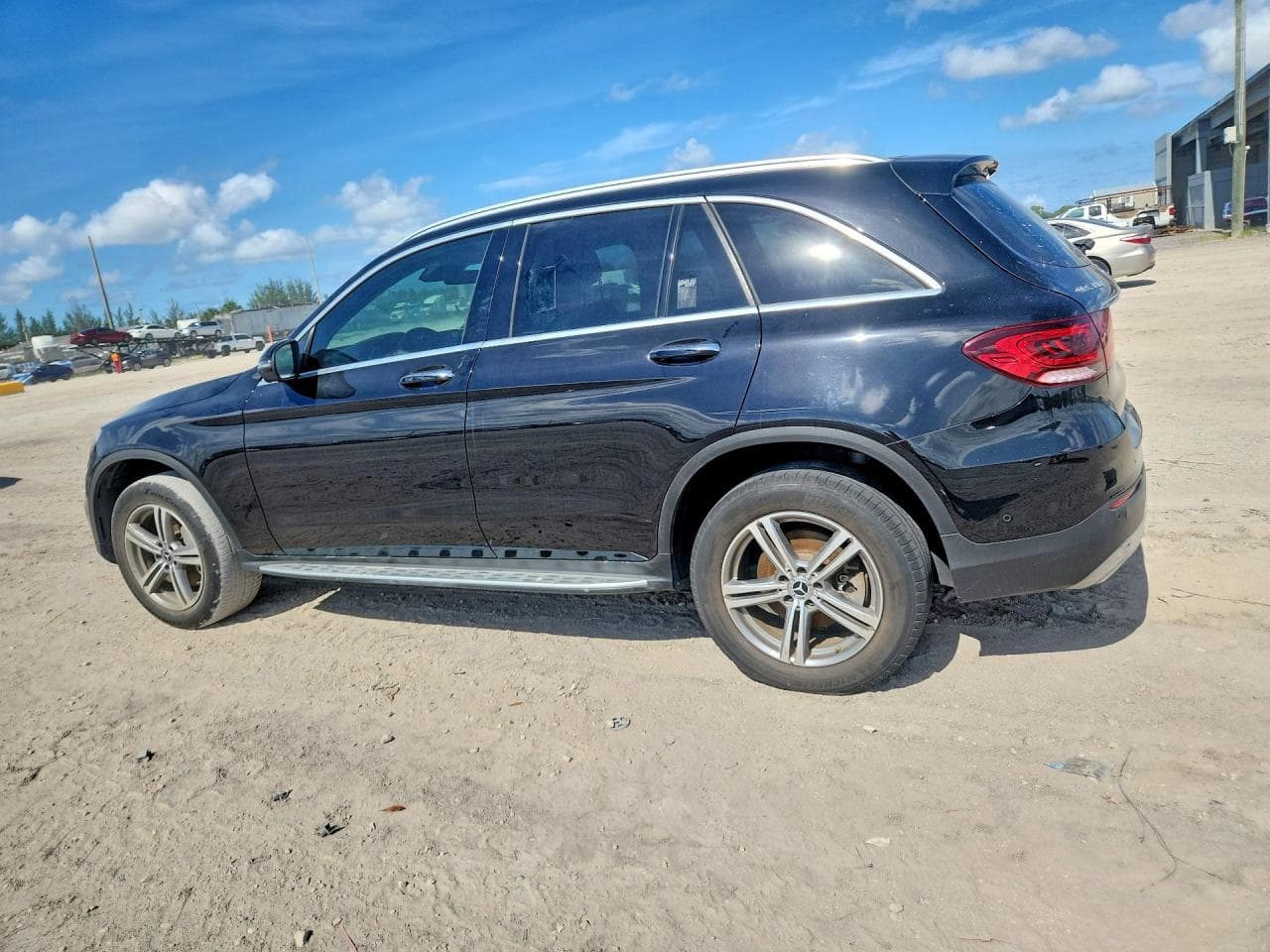 2022 Mercedes-Benz Glc 300 - foto 2