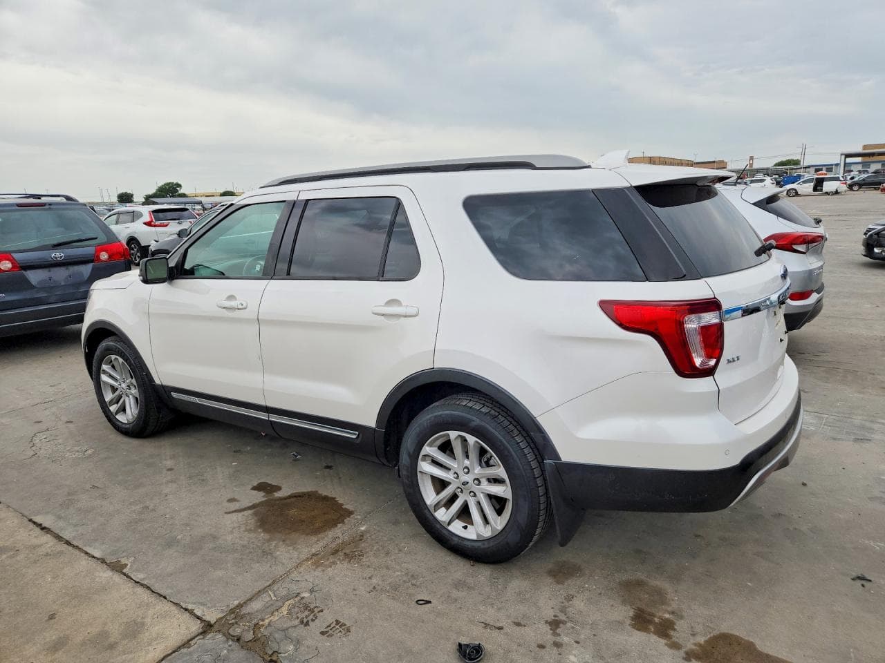 2017 Ford Explorer Xlt - foto 2