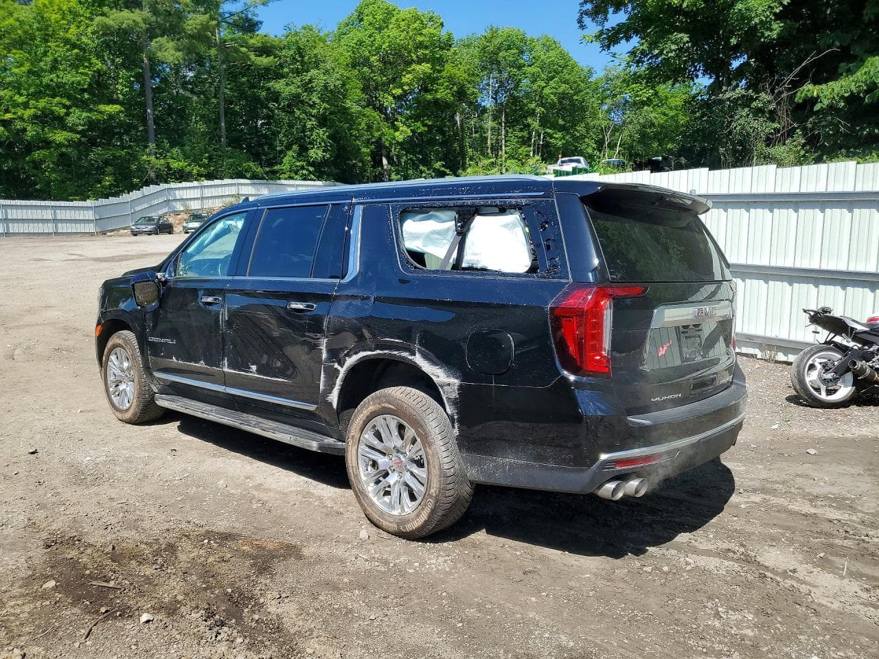 2024 GMC Yukon Xl Denali - foto 2
