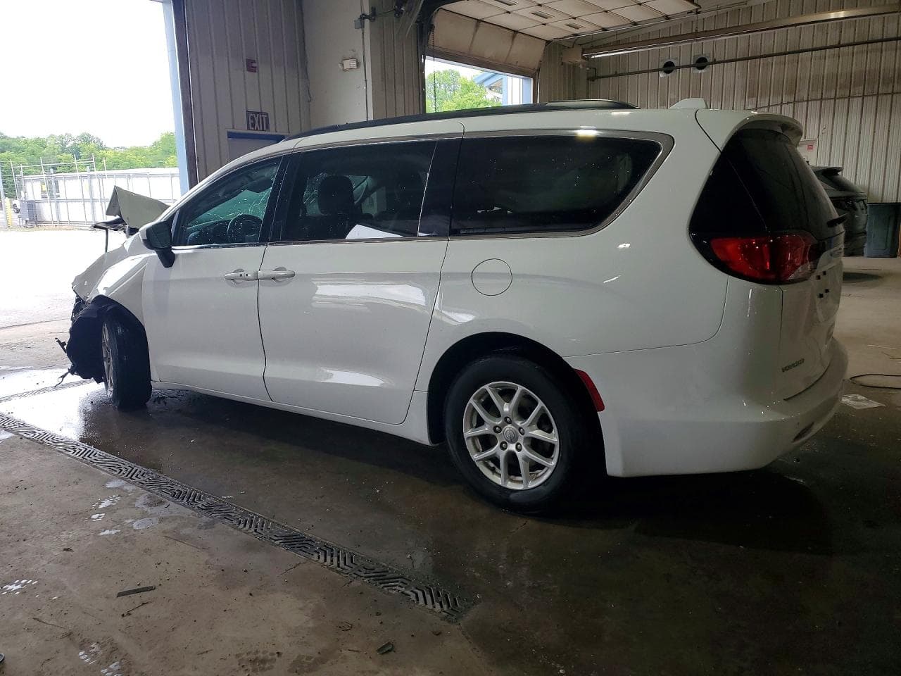 2020 Chrysler Voyager Lx - foto 2