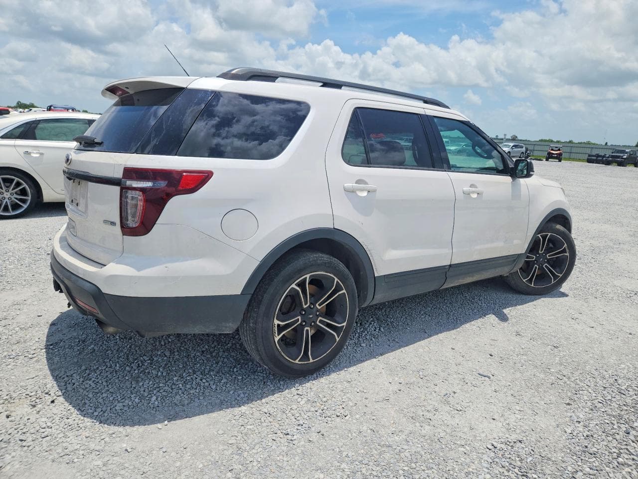 2015 Ford Explorer Sport - foto 3