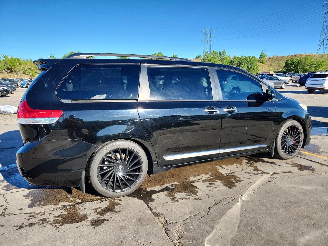 2011 Toyota Sienna Limited 7-Passenger - foto 3