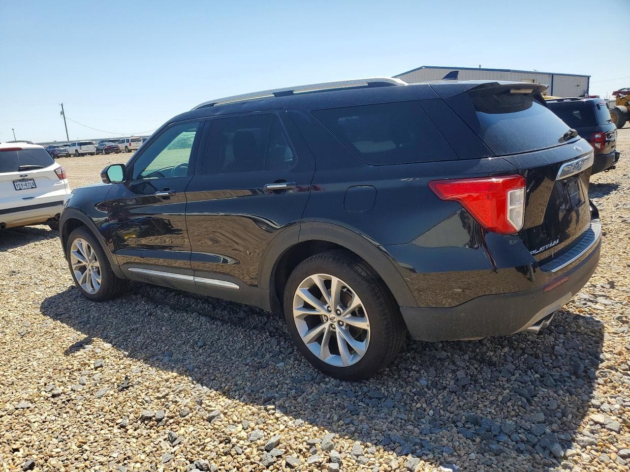 2022 Ford Explorer Platinum - foto 2
