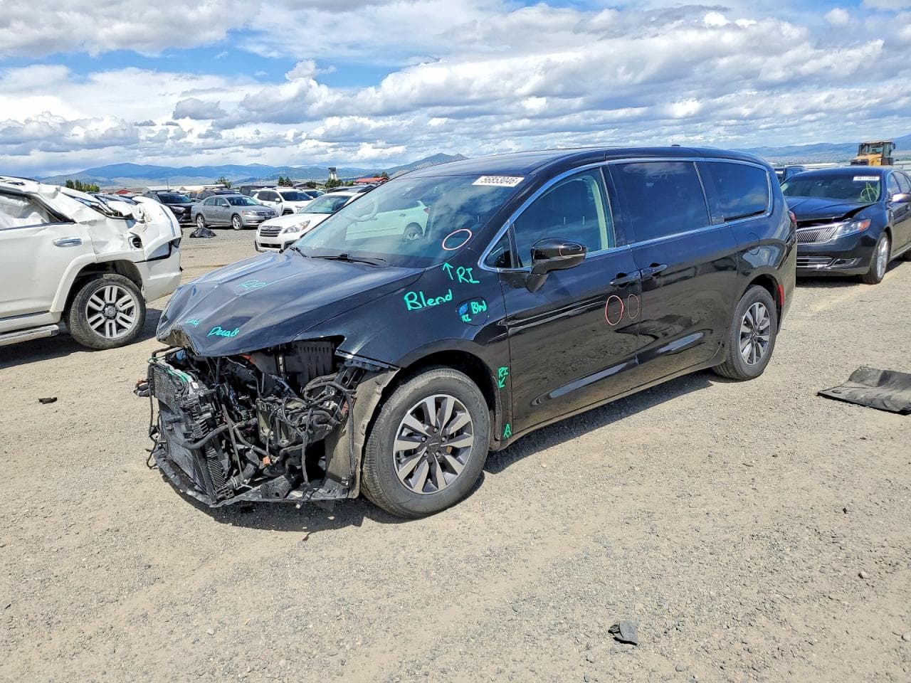 Chrysler Pacifica 2022 z USA