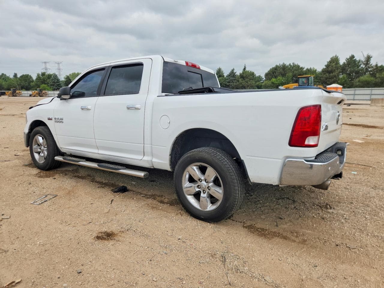 2016 Ram 1500 Slt - foto 2