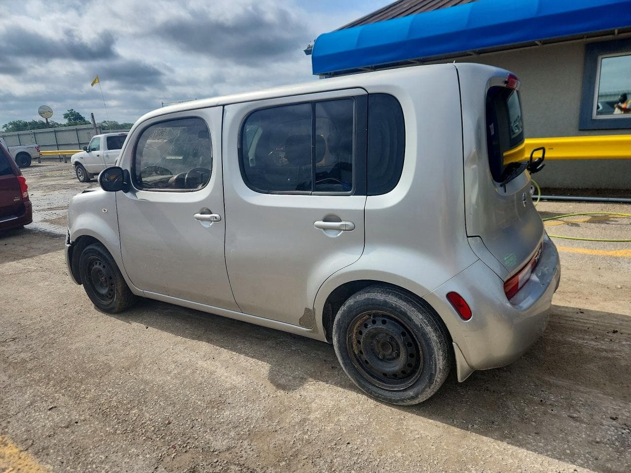 2010 Nissan Cube - foto 2