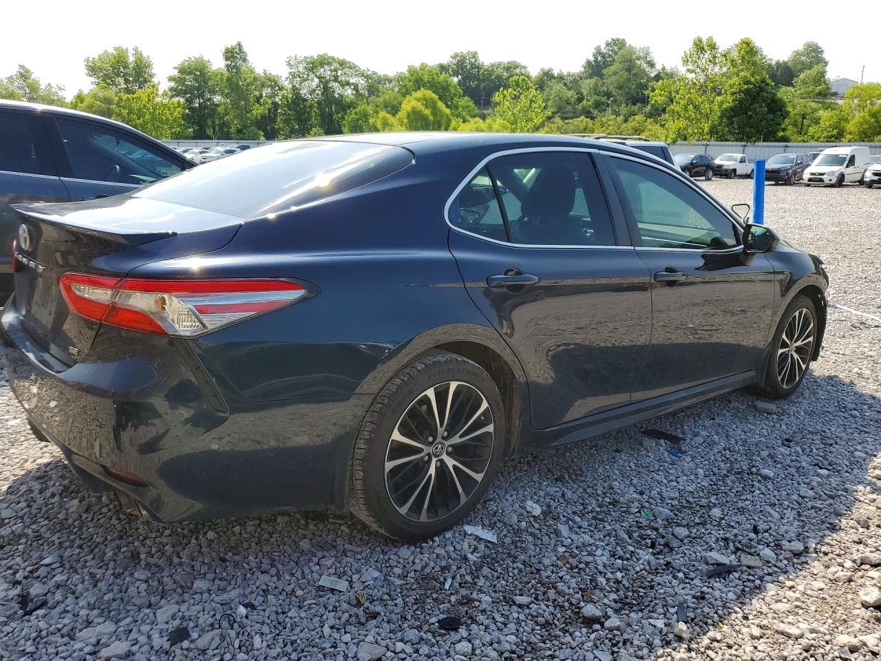 2018 Toyota Camry Se - foto 3