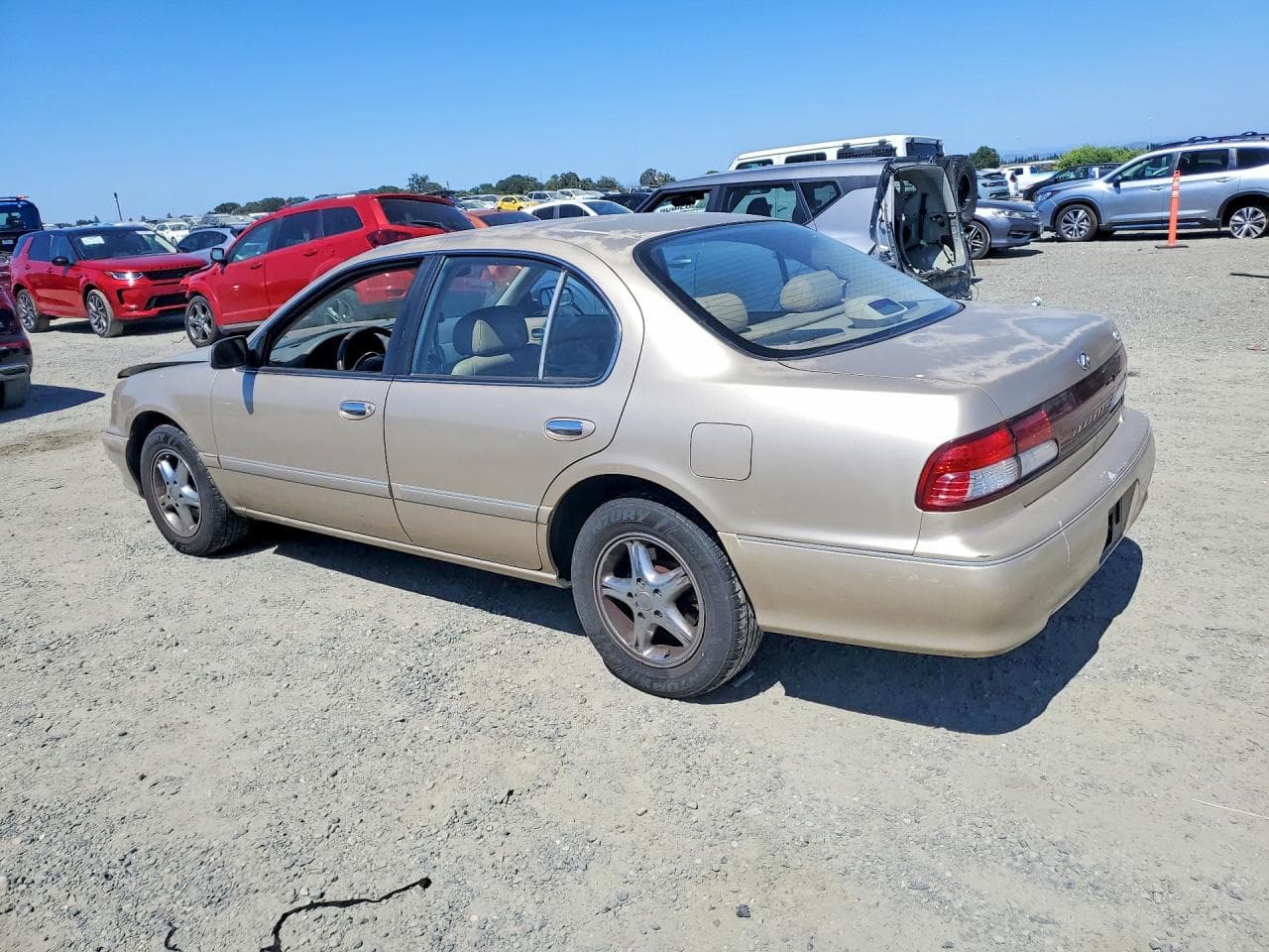 1998 Infiniti I30 Base - foto 2