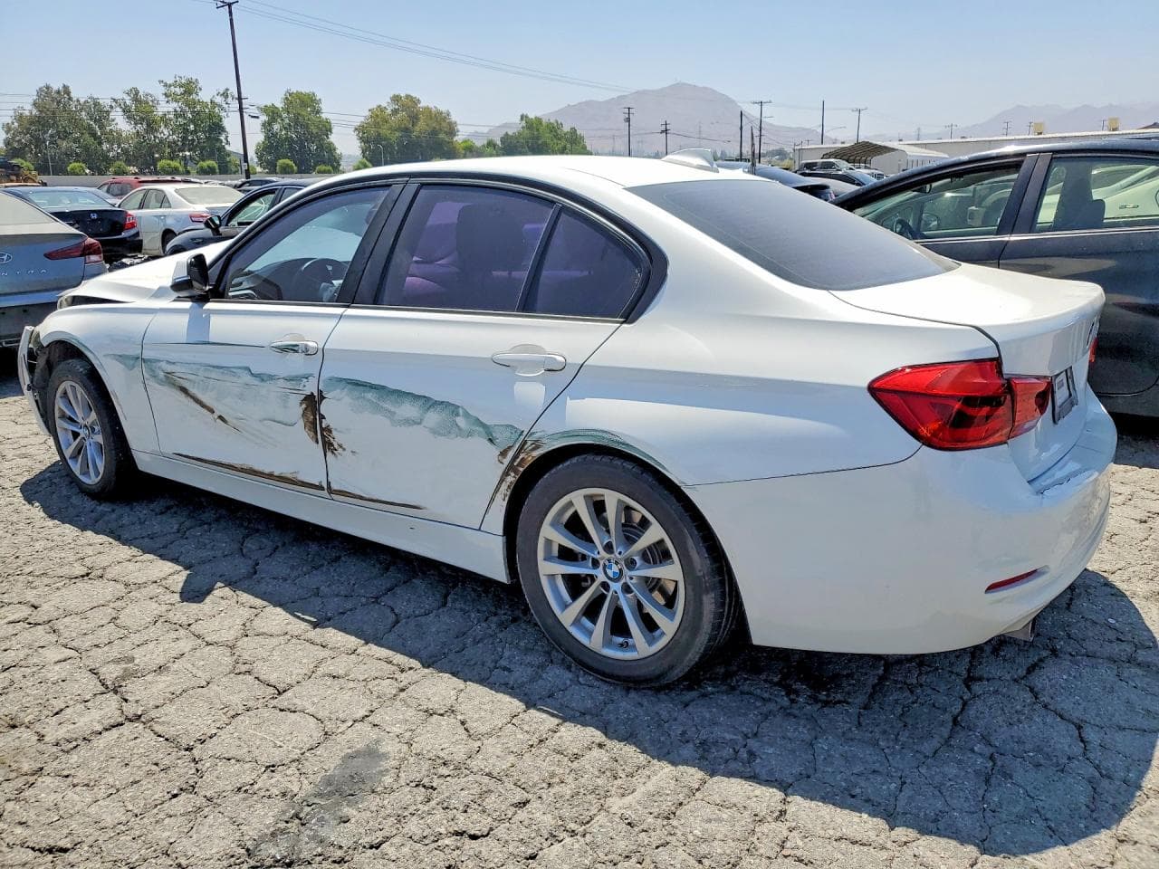 2016 BMW 320 I - foto 2