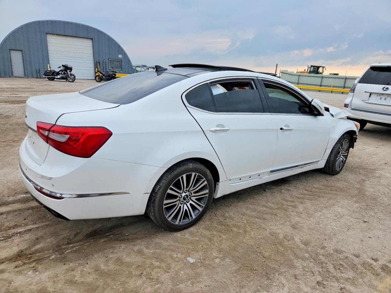 2014 Kia Cadenza - foto 3