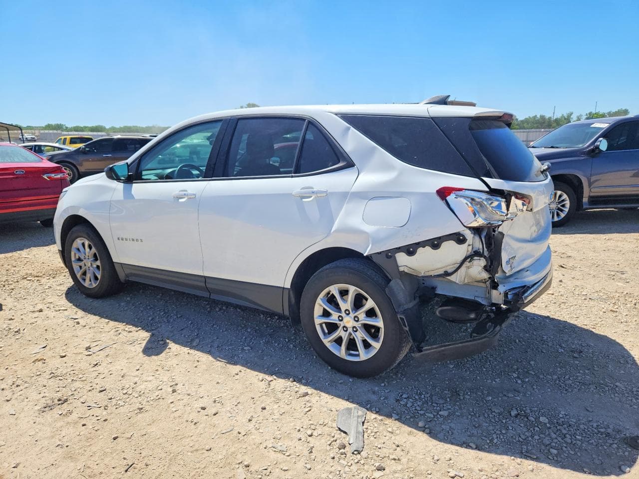 2018 Chevrolet Equinox Ls - foto 2