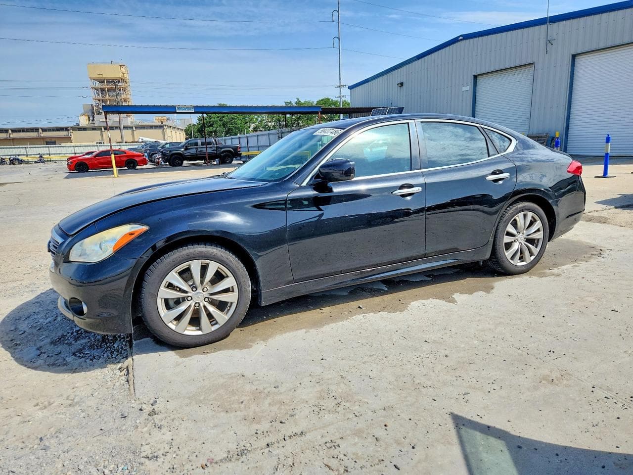 Infiniti M 2013 z USA