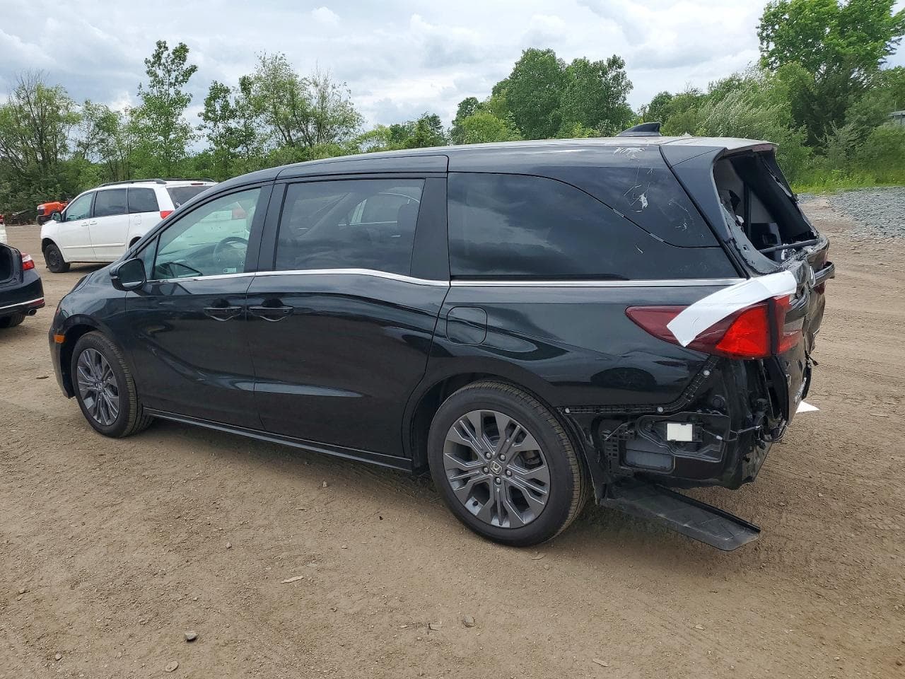 2026 Honda Odyssey Touring - foto 2