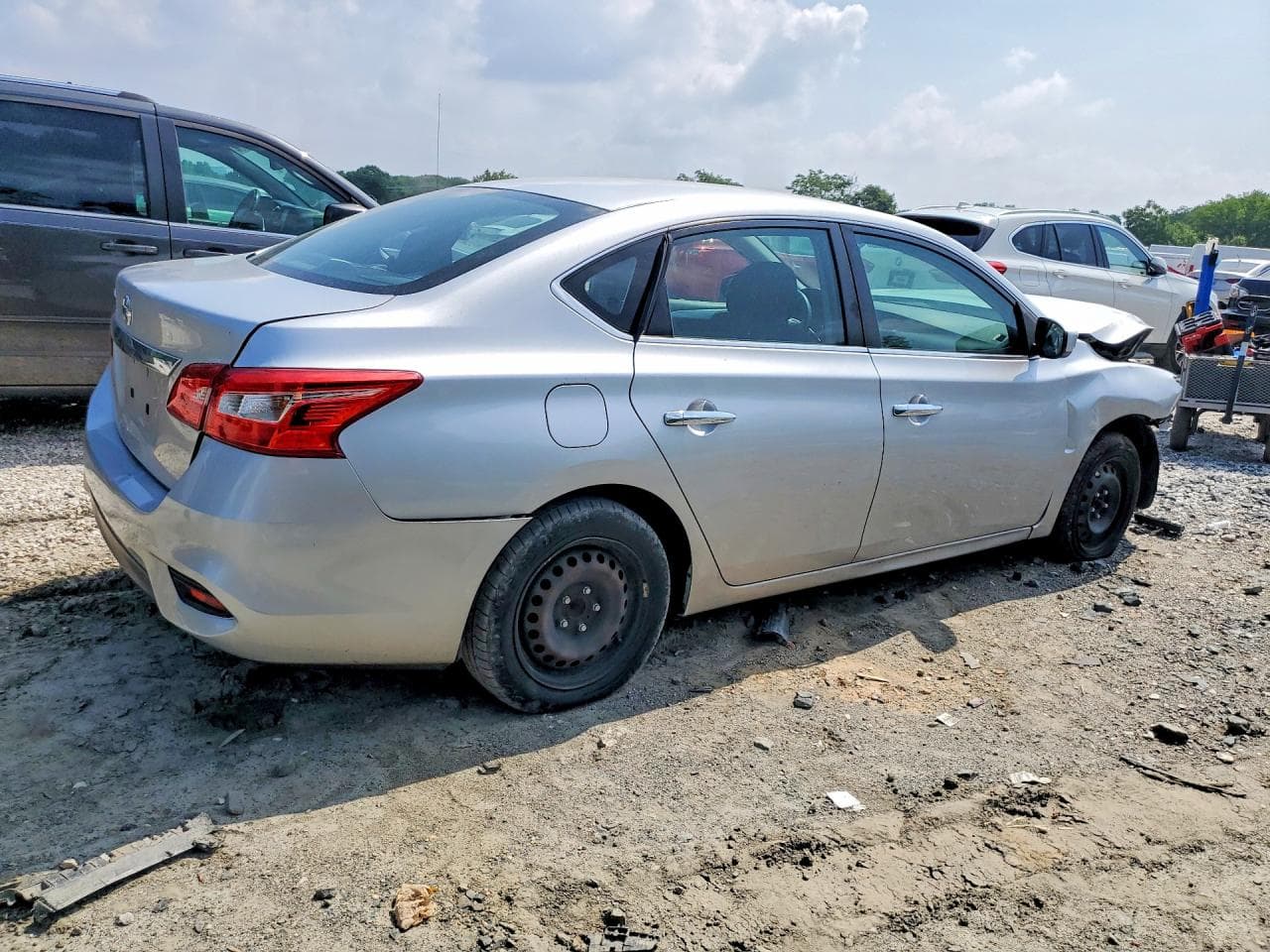 2019 Nissan Sentra S - foto 3