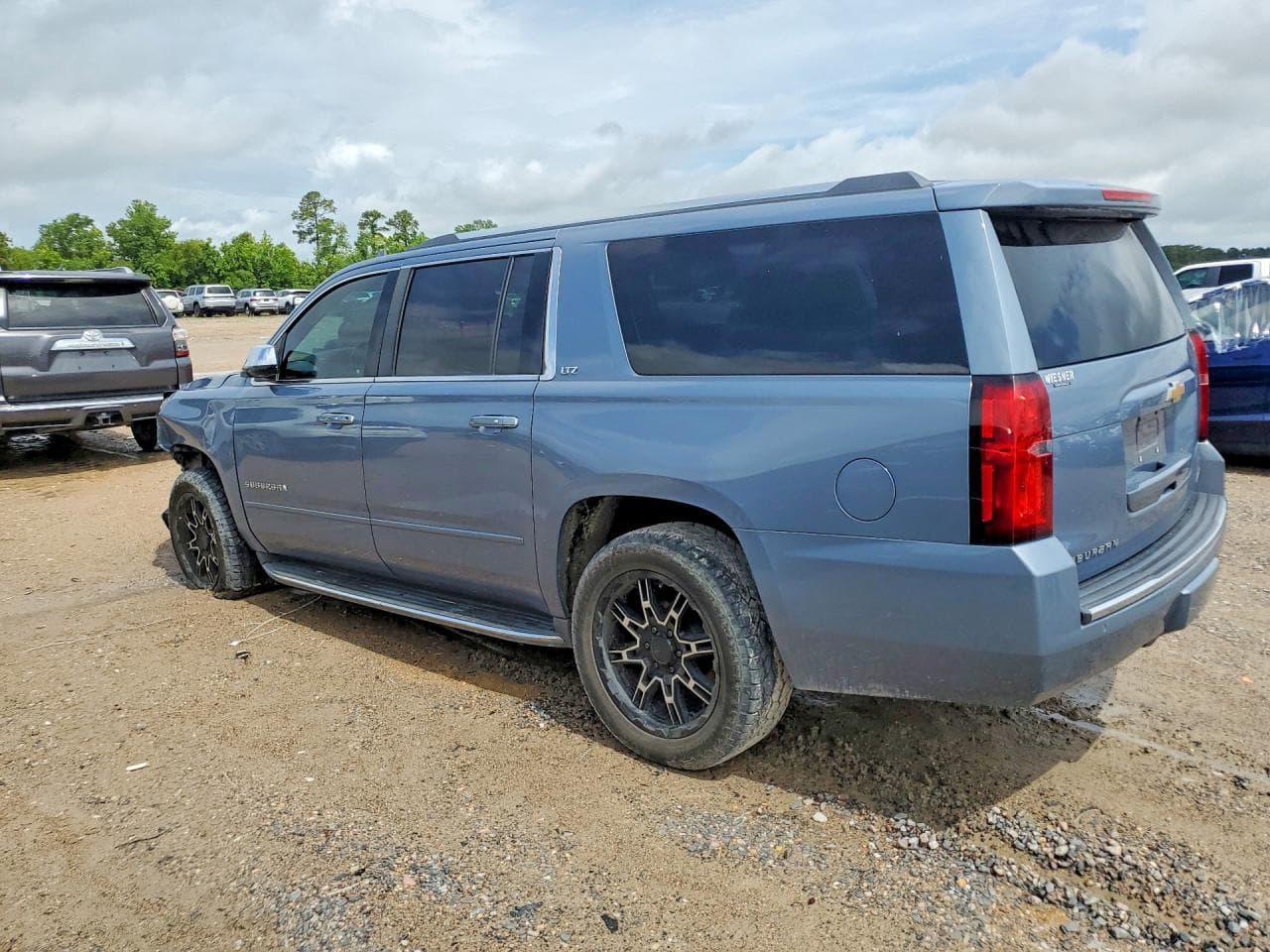 2016 Chevrolet Suburban K1500 Ltz - foto 2