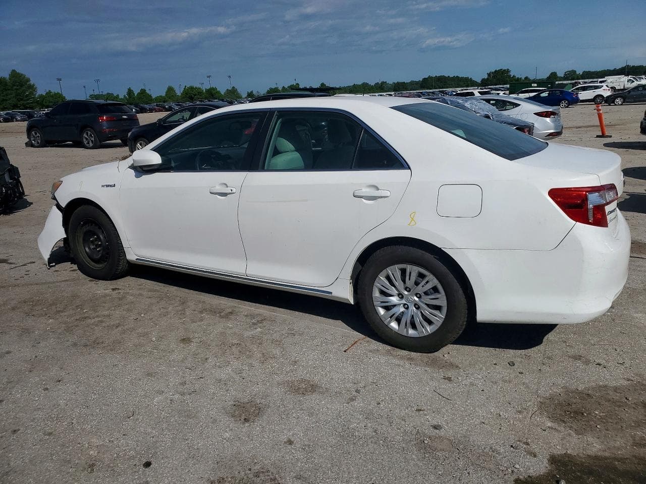 2014 Toyota Camry Hybrid Le - foto 2