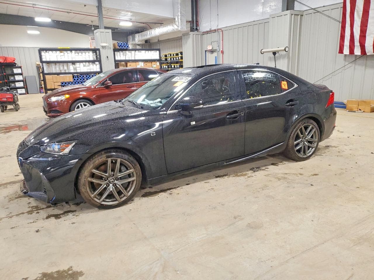Lexus IS 2019 z USA