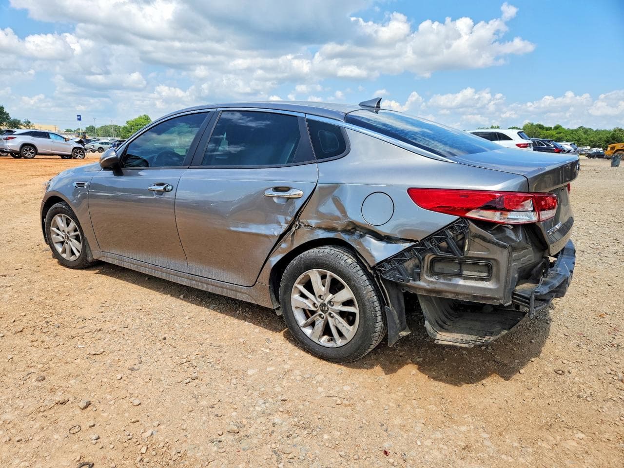 2017 Kia Optima Lx - foto 2