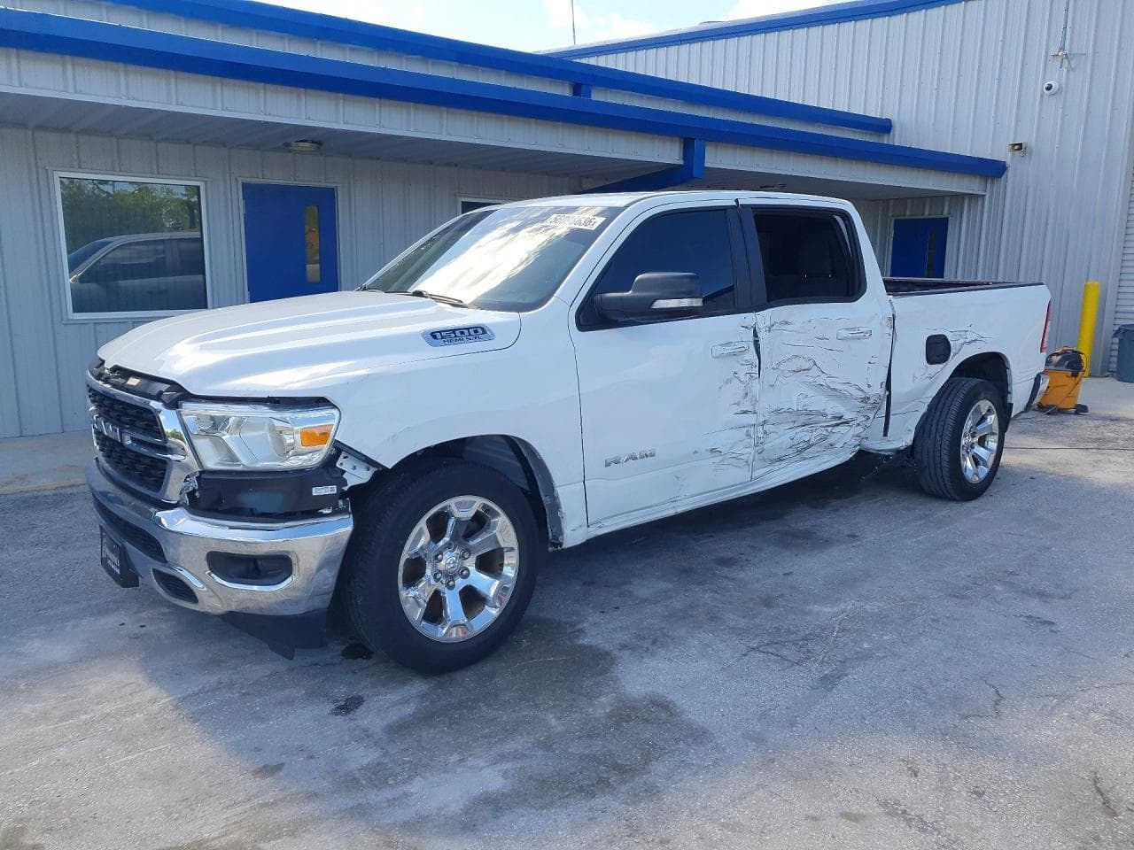 RAM 1500 2022 z USA