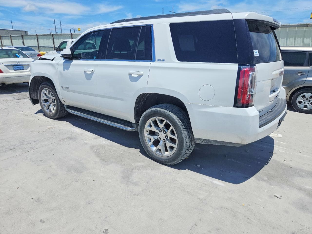 2016 GMC Yukon Sle - foto 2