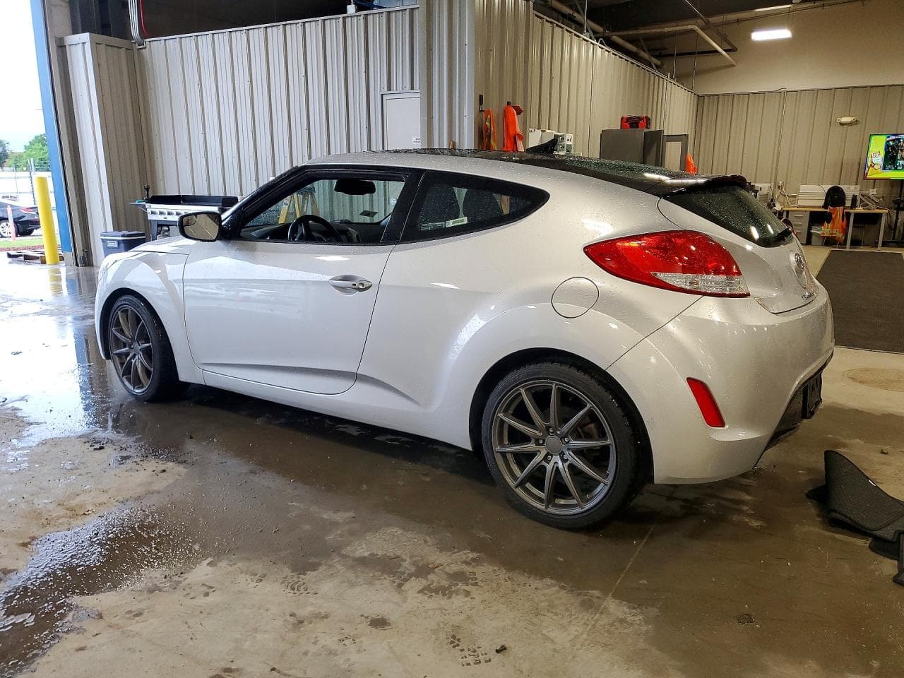 2017 Hyundai Veloster Value Edition - foto 2
