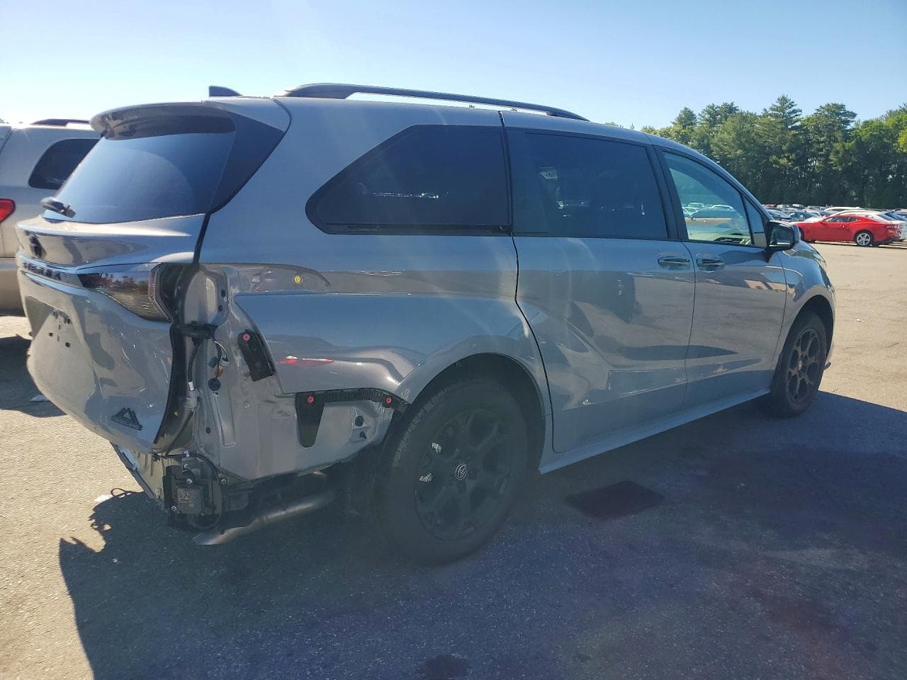 2026 Toyota Sienna Woodland Edition - foto 3