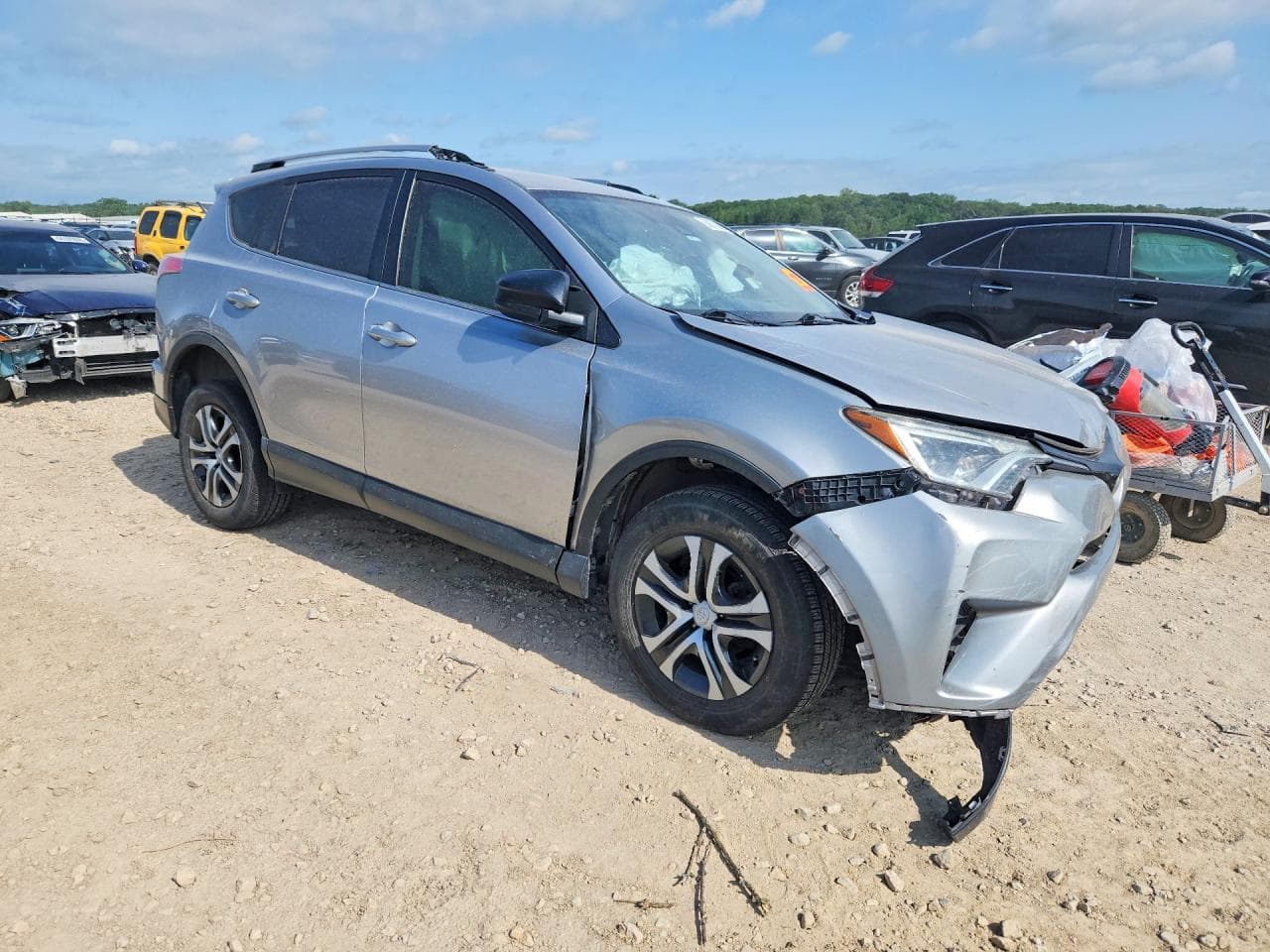 2018 Toyota Rav4 Le - foto 4