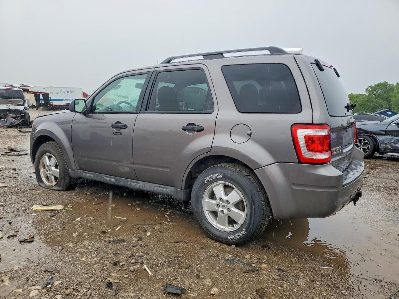 2010 Ford Escape Xlt - foto 2
