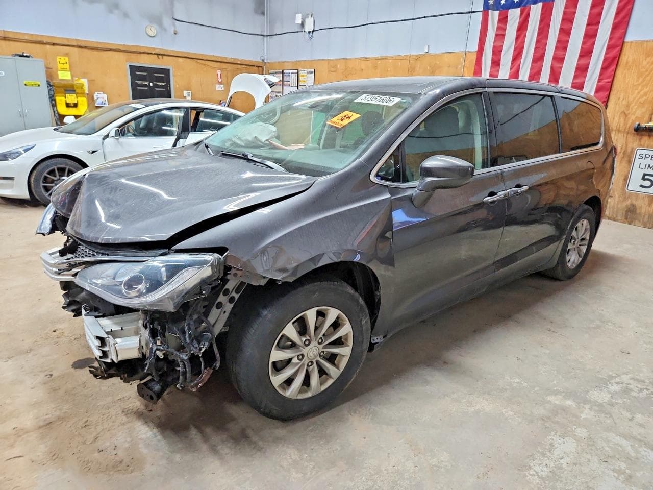 Chrysler Pacifica 2019 z USA