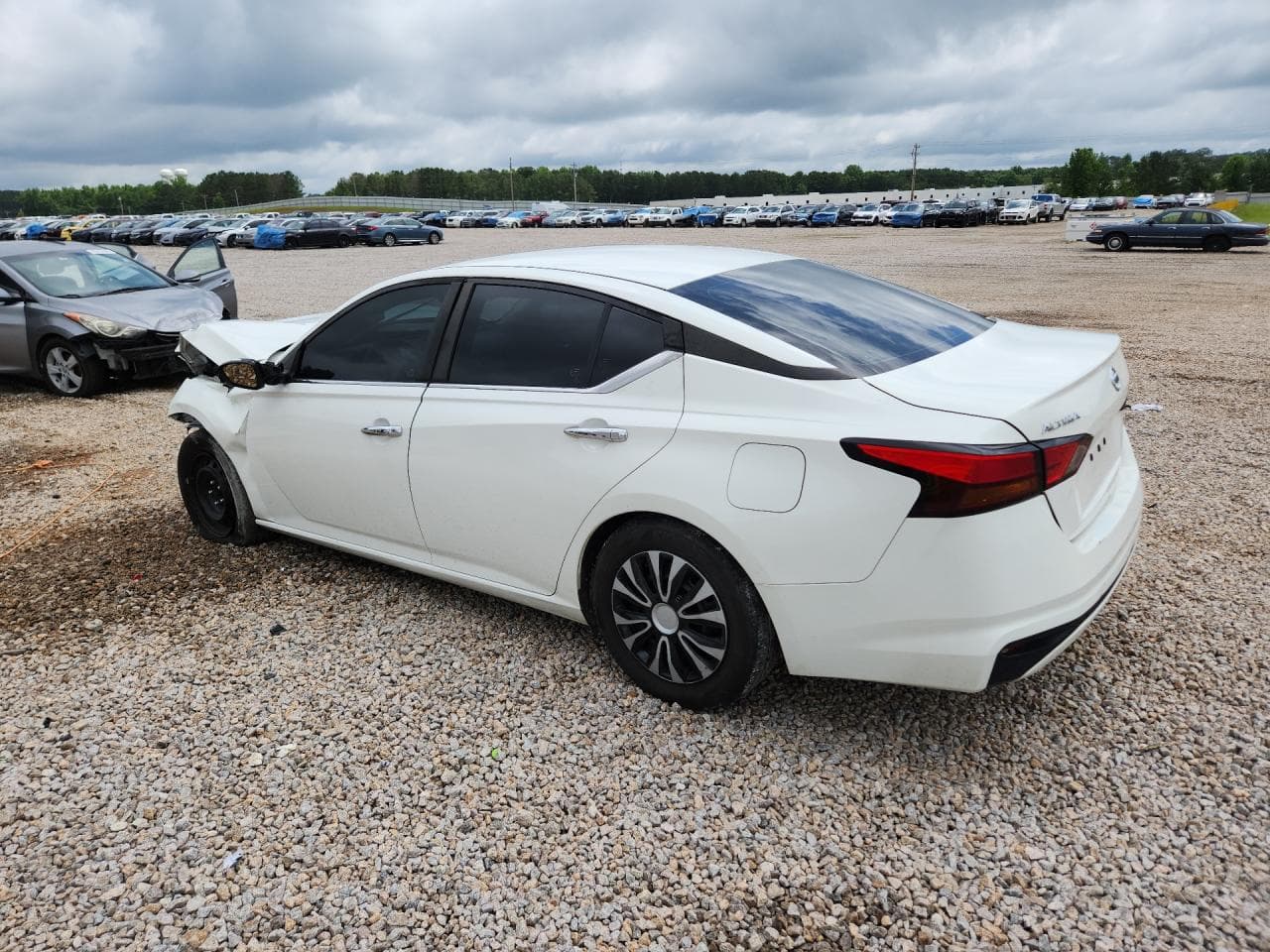2022 Nissan Altima S - foto 2