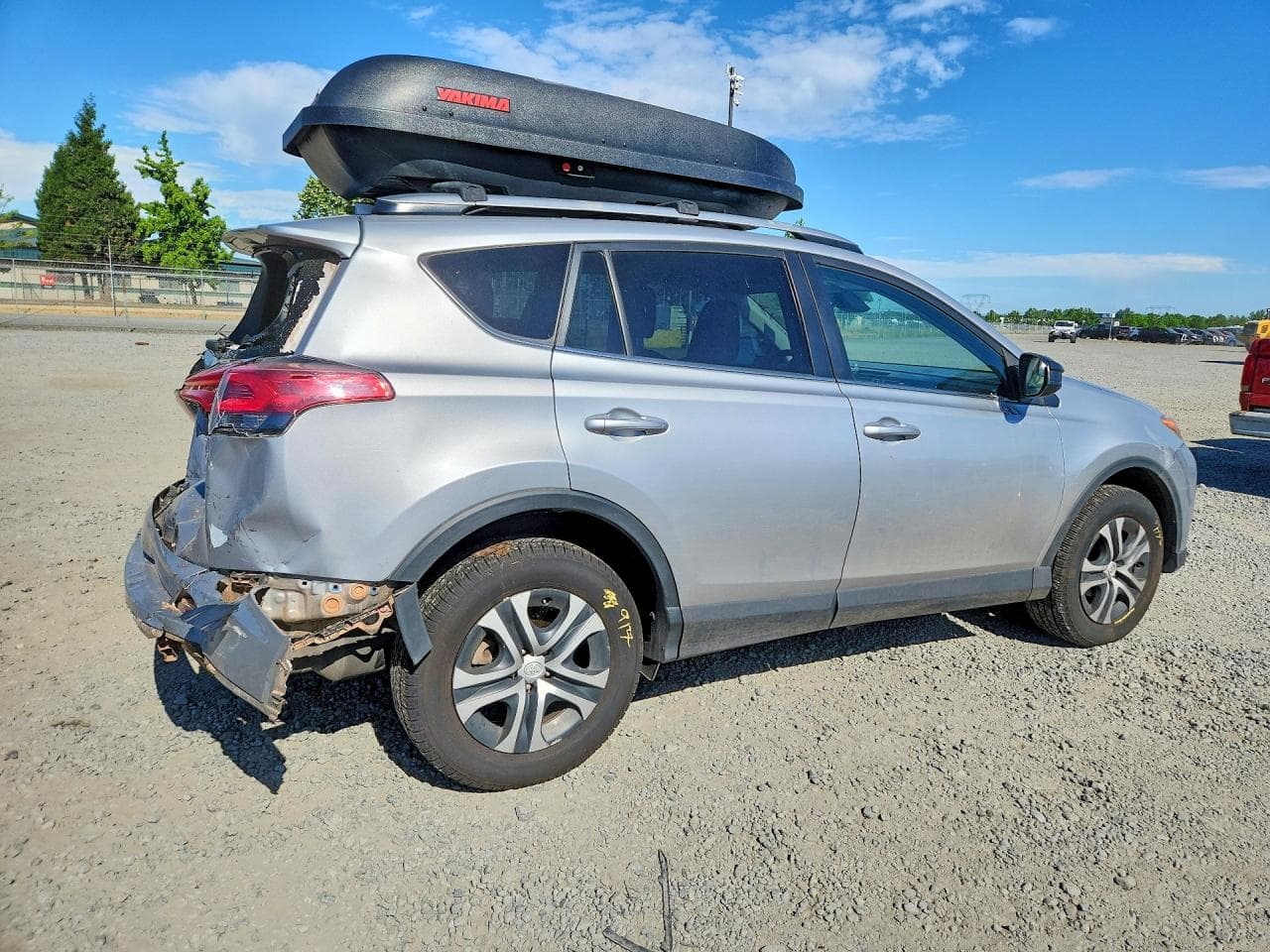 2018 Toyota Rav4 Le - foto 3
