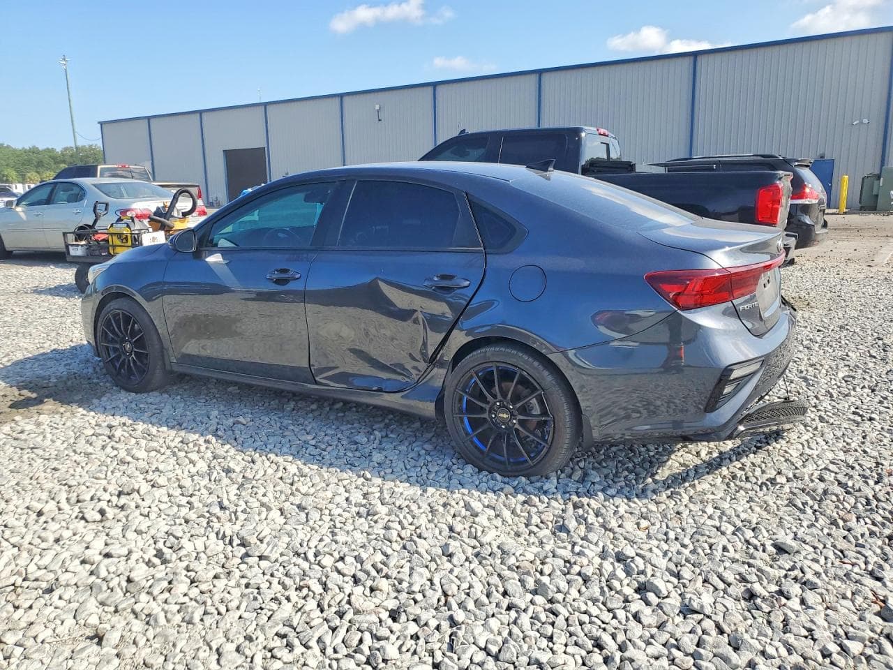 2021 Kia Forte Lxs - foto 2