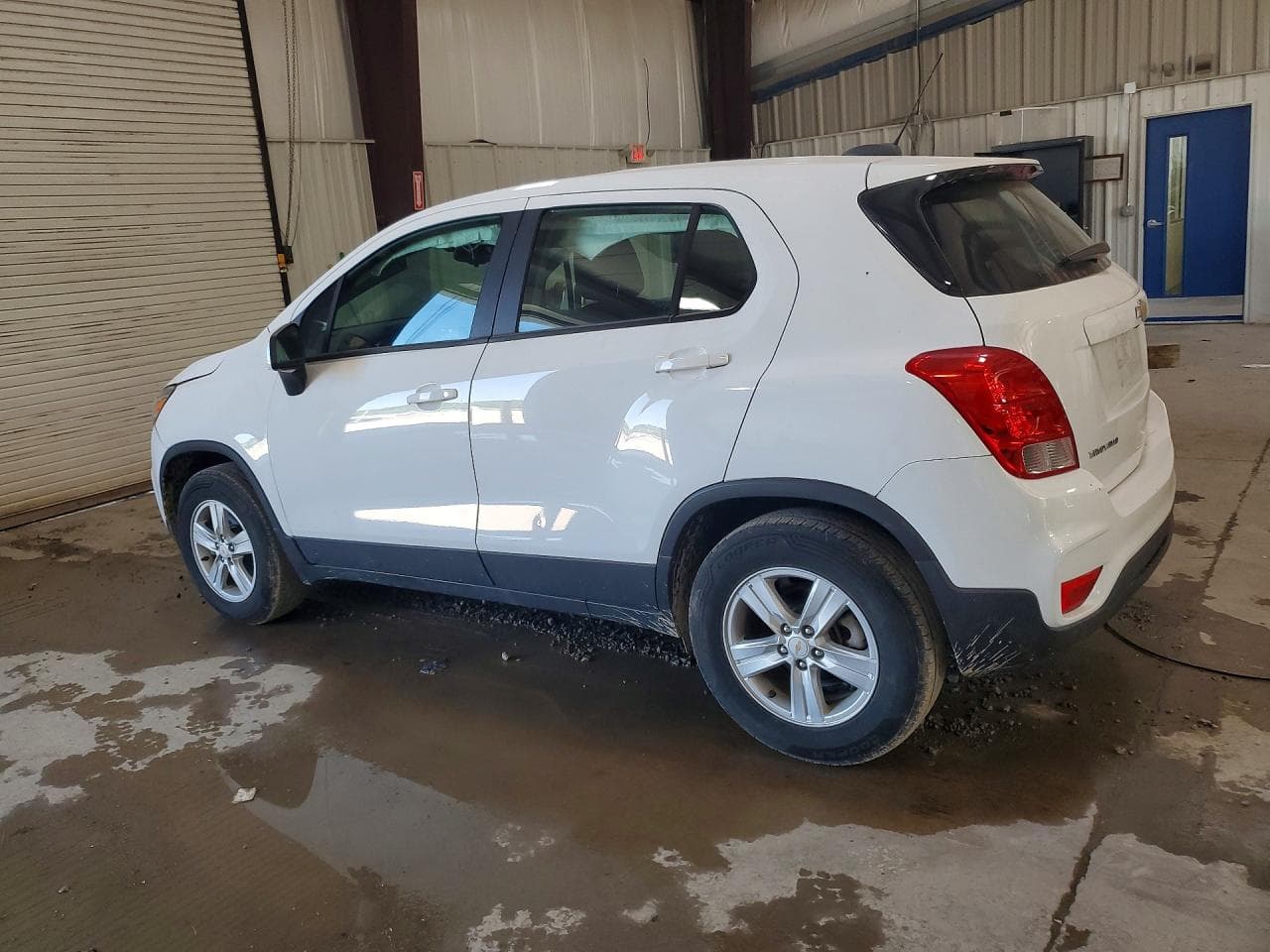 2020 Chevrolet Trax Ls - foto 2