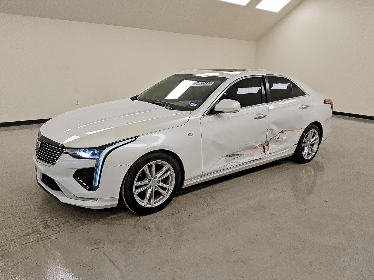 Cadillac CT4 2021 z USA