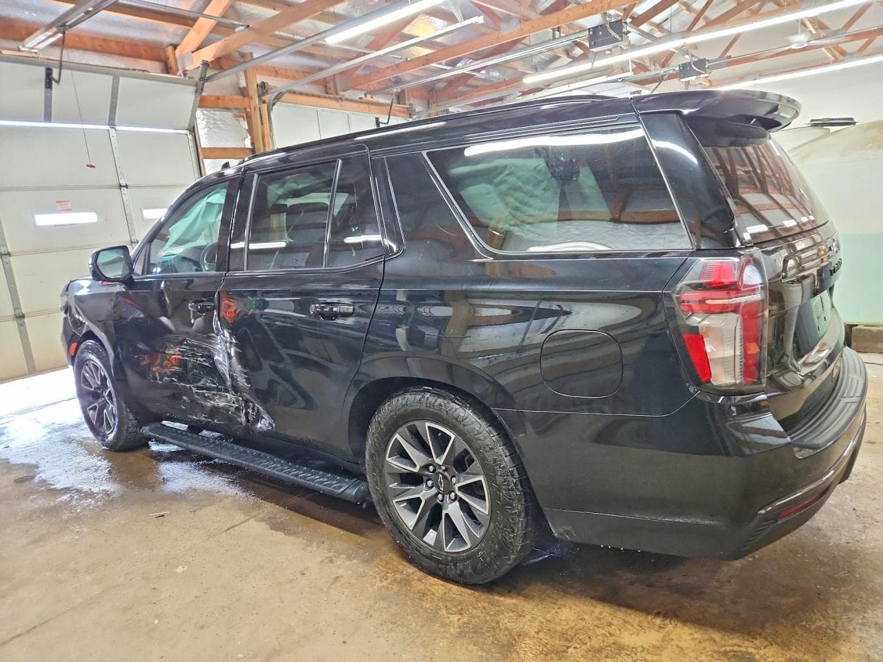 2021 Chevrolet Tahoe K1500 Z71 - foto 2