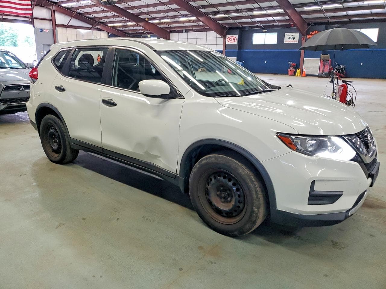 2017 Nissan Rogue S - foto 4
