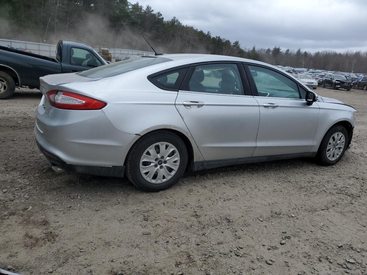 2014 Ford Fusion S - foto 3